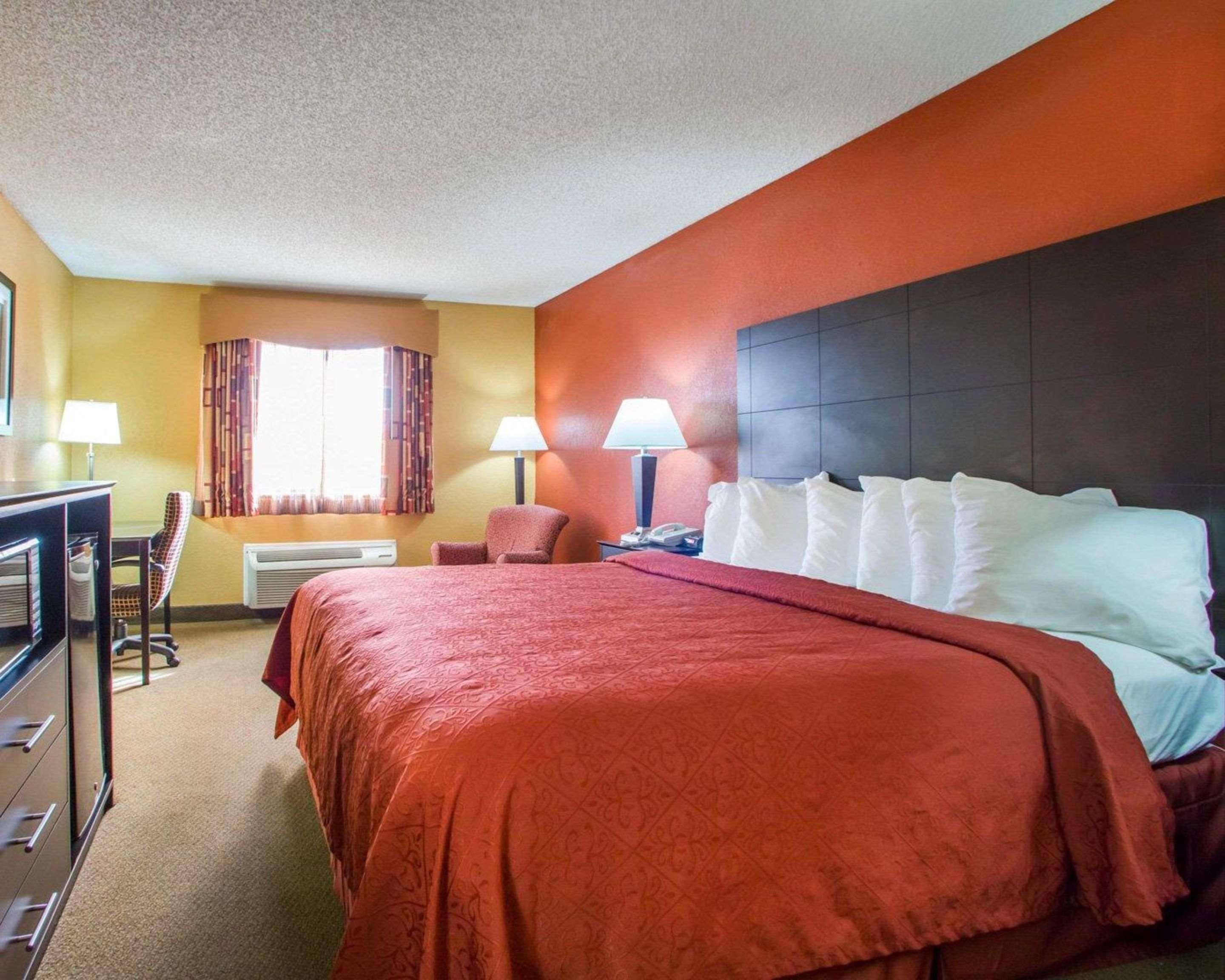 Hotel Quality & - Appleton East 2*